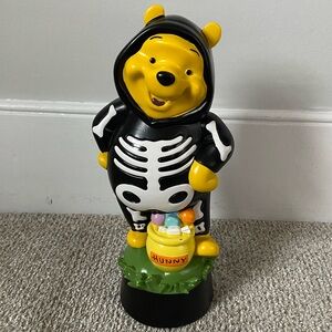 Winnie the Pooh Halloween Decor